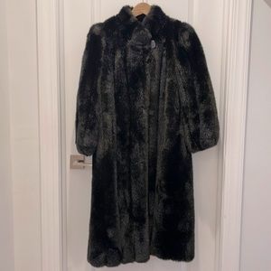 Style VI Ltd. Black Plush Soft Faux Fur Coat Very Nice & Clean